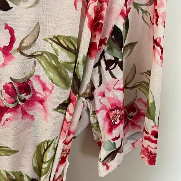 SHOW Me Your MuMu Pink and White Floral Kimono Robe - Picture 4 of 6